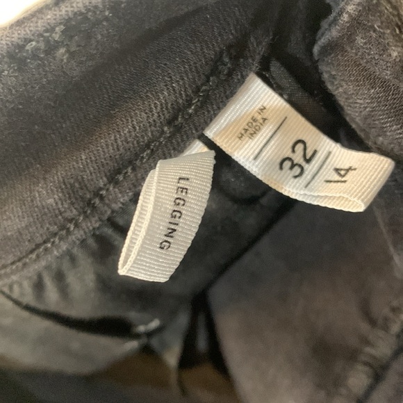 Loft Black Jeans Leggings, Size 32/14 - Picture 8 of 9